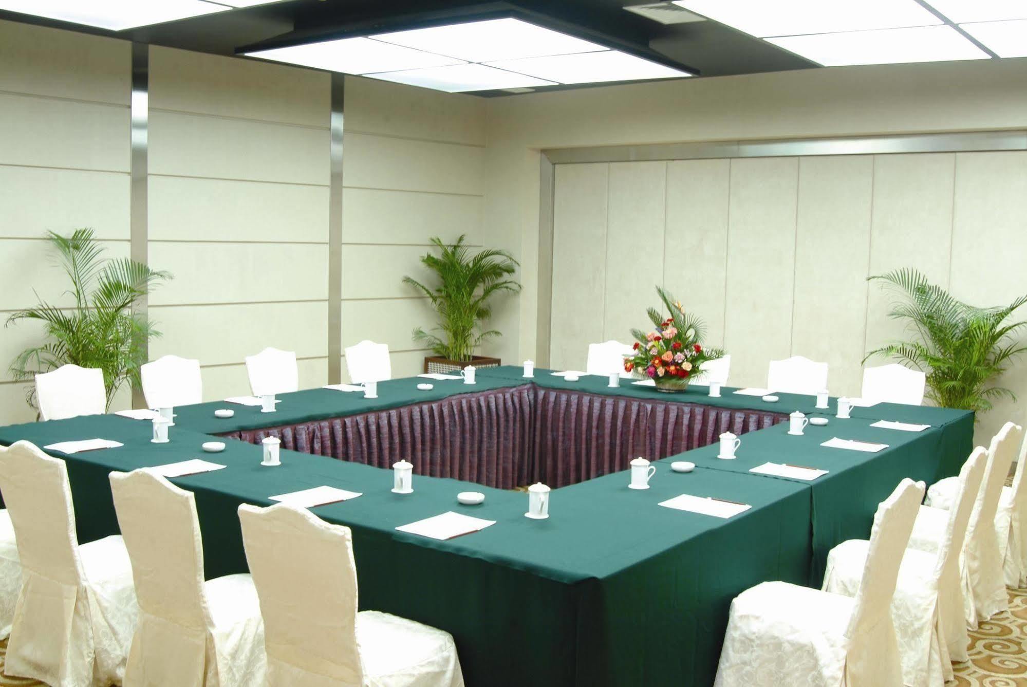 Heyuan Great International Hotel Екстер'єр фото