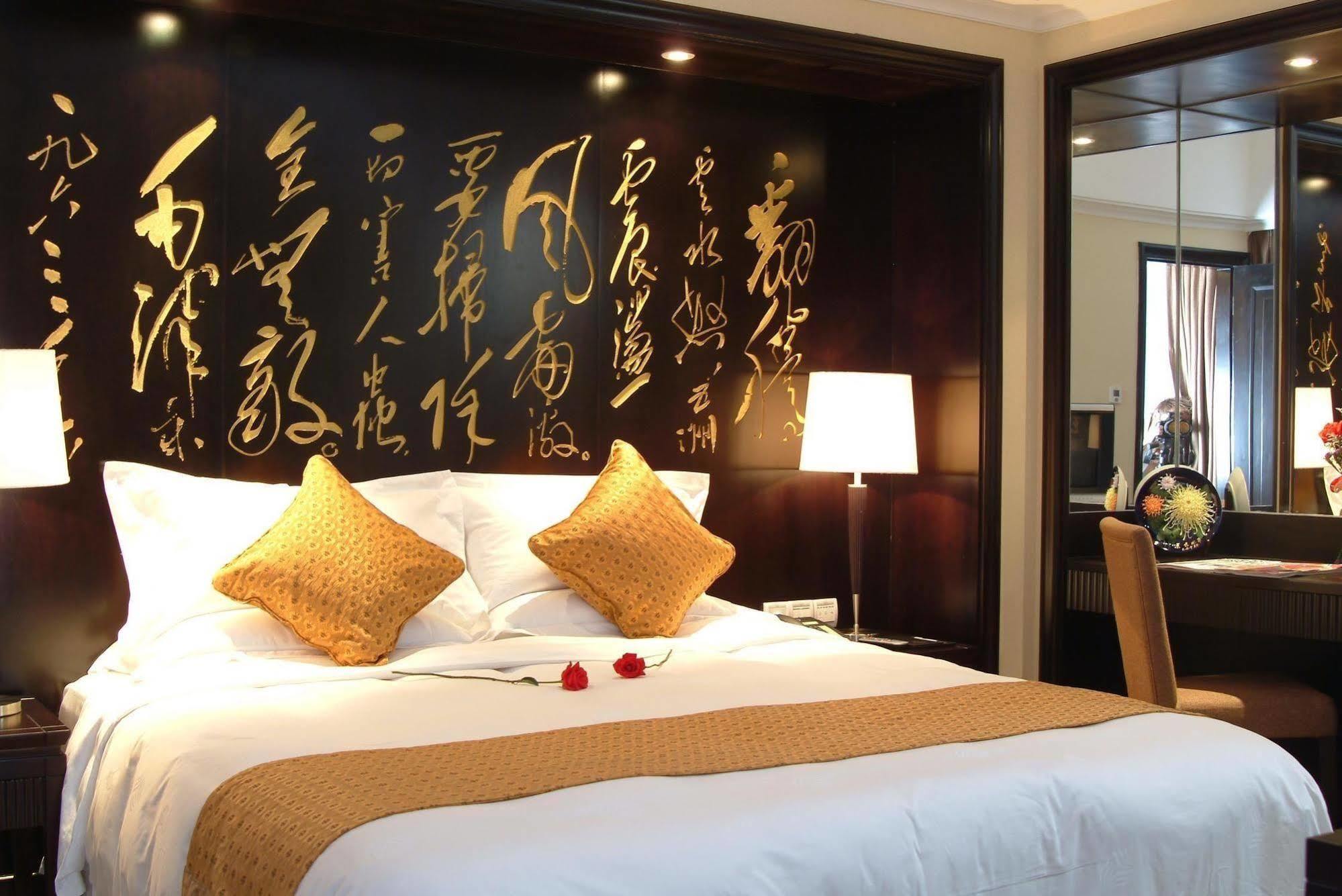 Heyuan Great International Hotel Екстер'єр фото