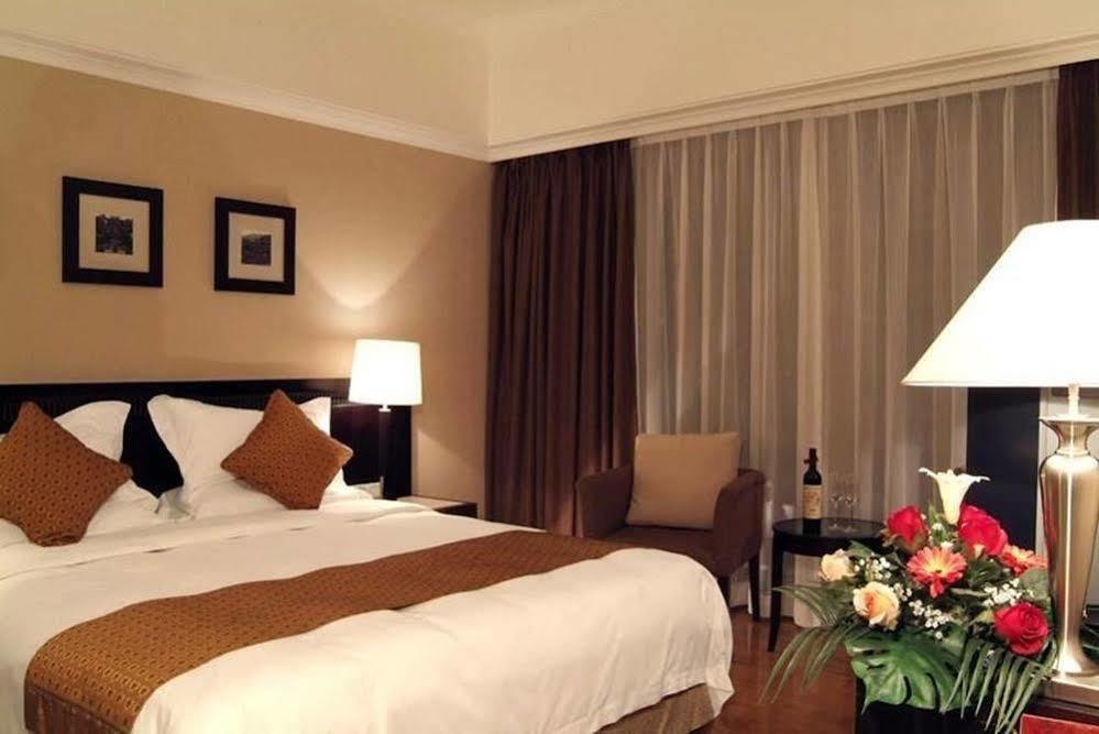 Heyuan Great International Hotel Екстер'єр фото