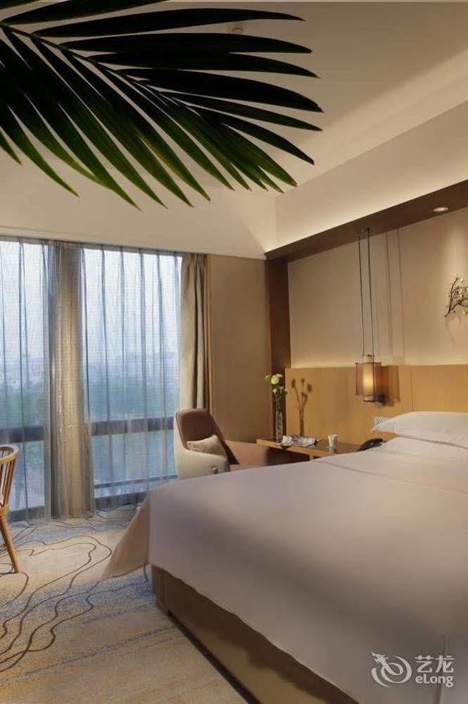 Heyuan Great International Hotel Екстер'єр фото