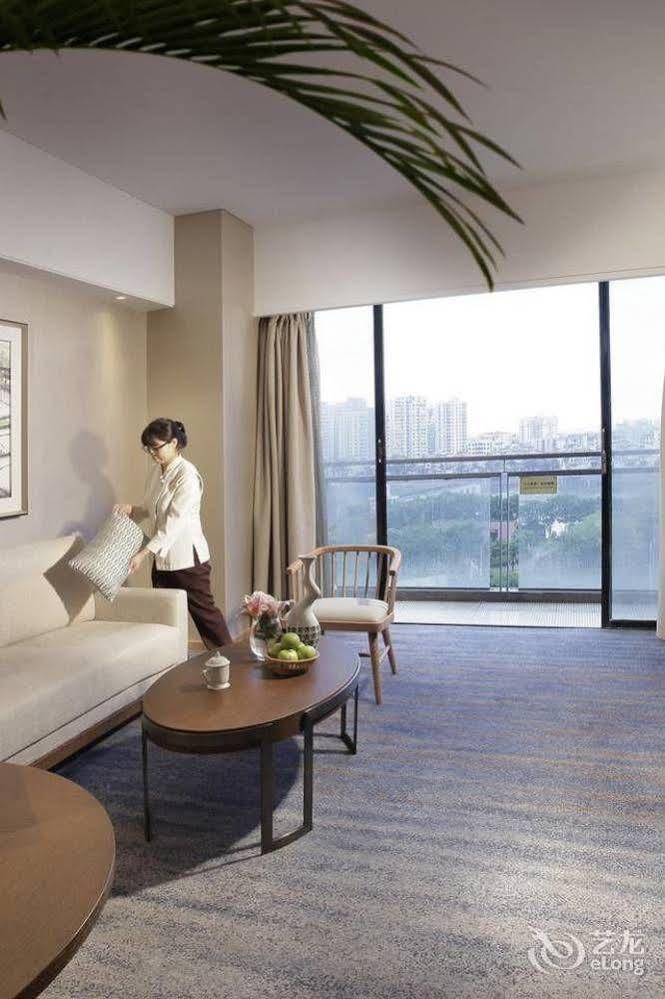 Heyuan Great International Hotel Екстер'єр фото