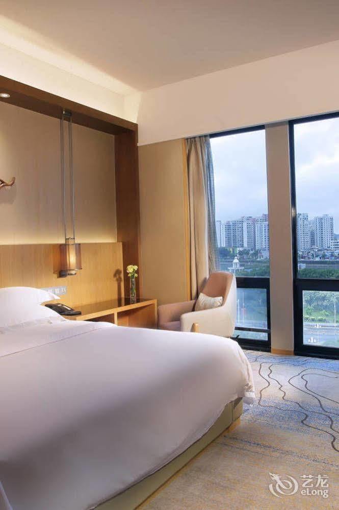 Heyuan Great International Hotel Екстер'єр фото