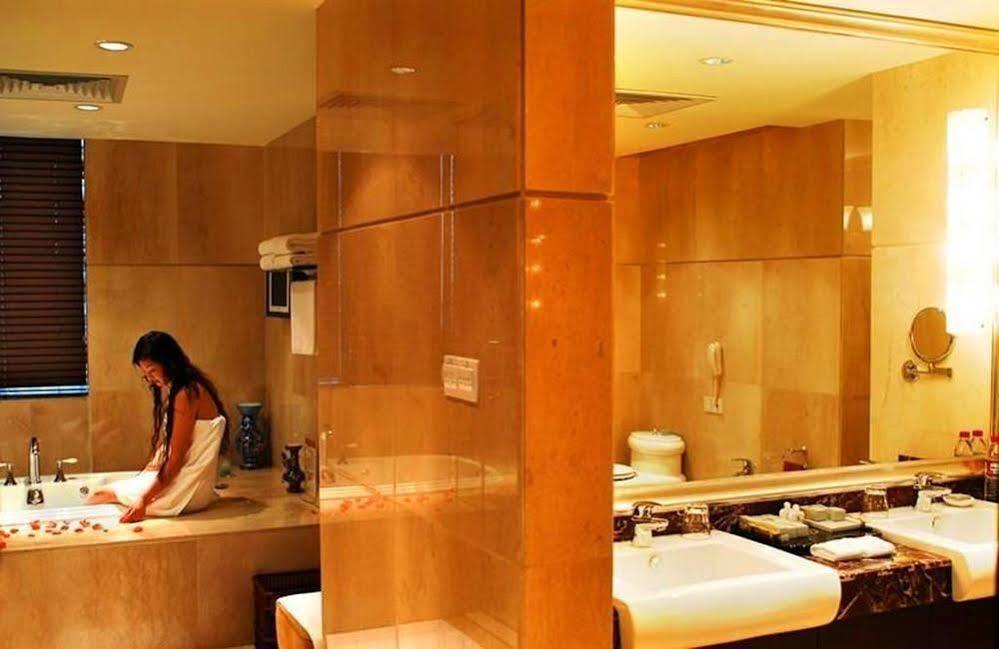 Heyuan Great International Hotel Екстер'єр фото