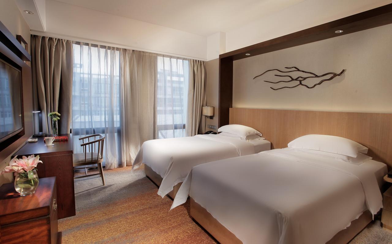 Heyuan Great International Hotel Екстер'єр фото