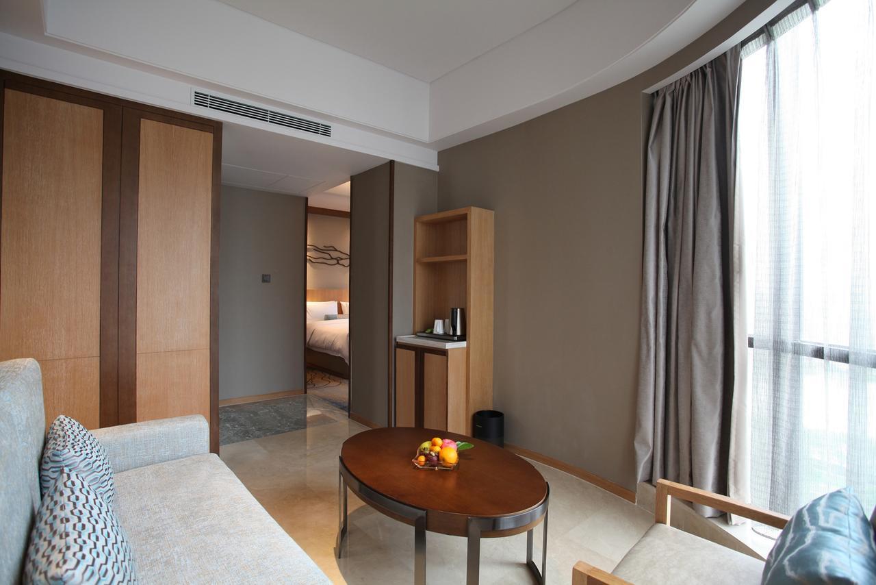 Heyuan Great International Hotel Екстер'єр фото