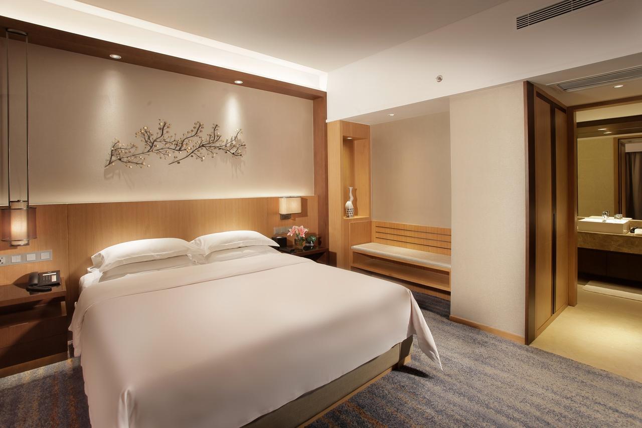 Heyuan Great International Hotel Екстер'єр фото